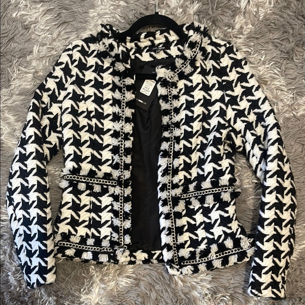 Fashion Nova Black and White Houndstooth Blazer